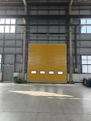 購入 Insulated Automatic Garage Door with 40mm Thickness and AC 220V-240V Motor for Enhanced Security online manufacture