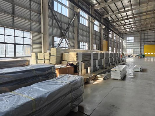 優れた熱性能のための40mm厚の隔熱ドアのパネル