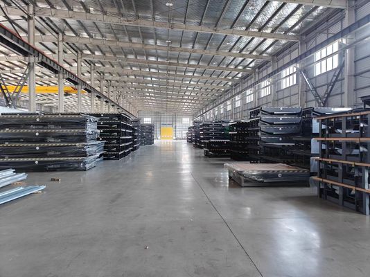 電動水力荷重ドックレベル 動的荷重6800kg / 静的荷重13600kg