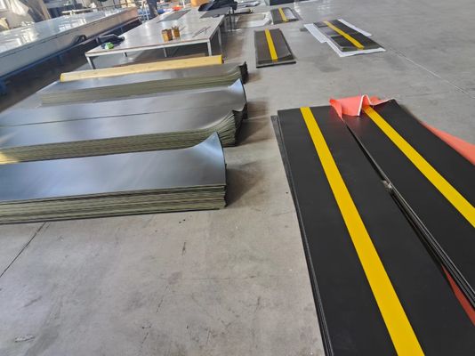 全車両用の耐候荷乗ドックシェルター -35°C~70°C 動作温度
