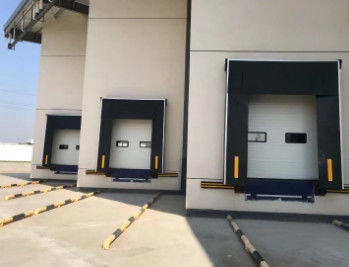 ロジスティックセンターのための自動ドックレベルラー 重荷信頼性の高いソリューション